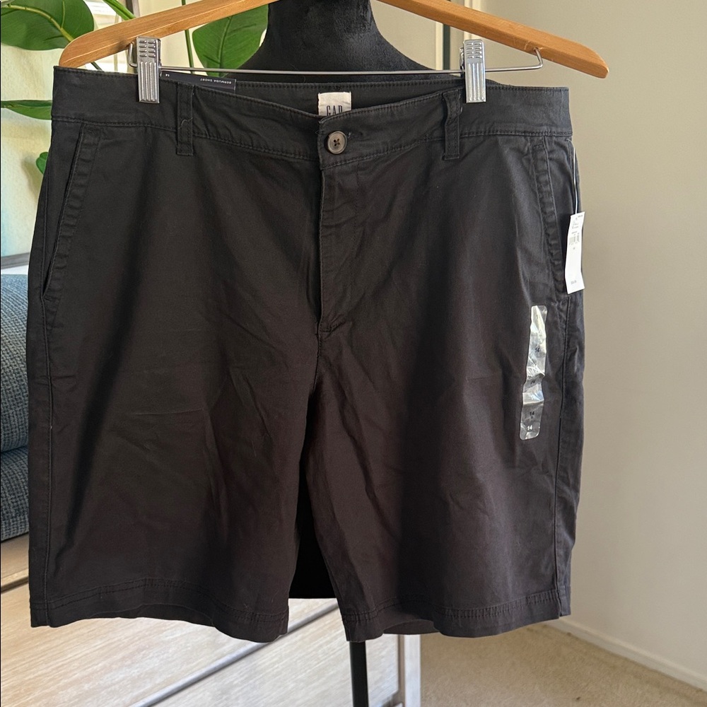 Women’s Gap Bermuda shorts